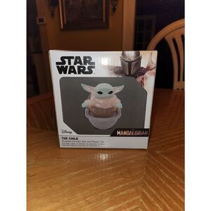 Star Wars baby yoda the child salt and pepper shakers.